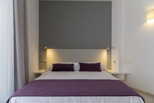 אס פוחולס Apartamentos Proa - Emar Hotels Only Adults מראה חיצוני תמונה