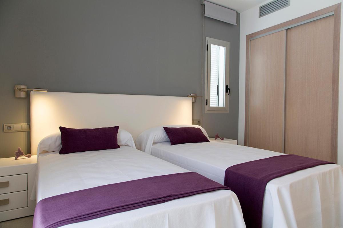 אס פוחולס Apartamentos Proa - Emar Hotels Only Adults מראה חיצוני תמונה