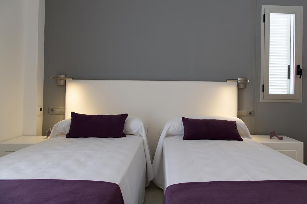 אס פוחולס Apartamentos Proa - Emar Hotels Only Adults חדר תמונה